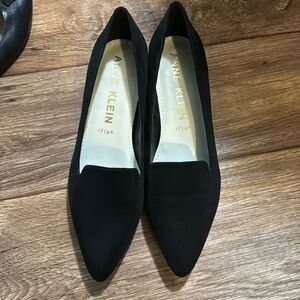 Anne Klein Heel with Cheetah Accents